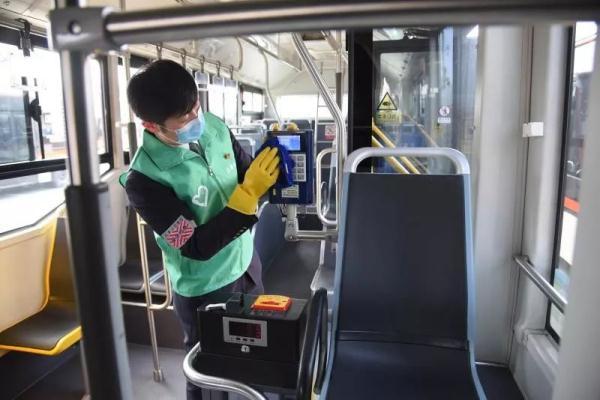 养卡POS机：上海公交车如何消毒？细节来了_1