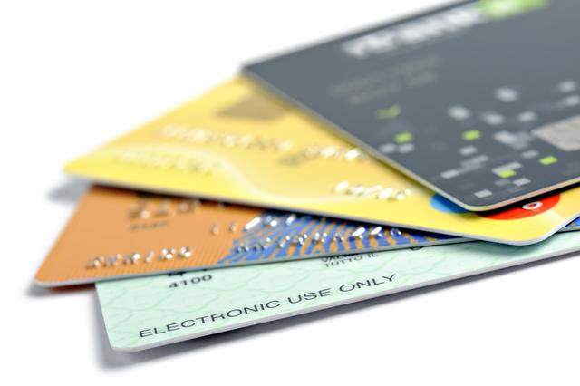 POS机办理：针对不同目的推荐几张信用卡
