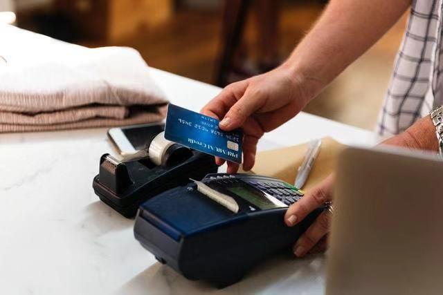 免费POS机：平安信用卡，亲身告诉你一个月内异地下卡及封卡的经历
